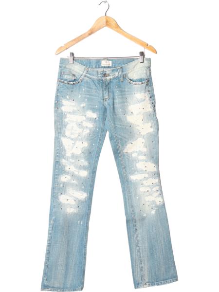 Low Waist Distressed Jeans