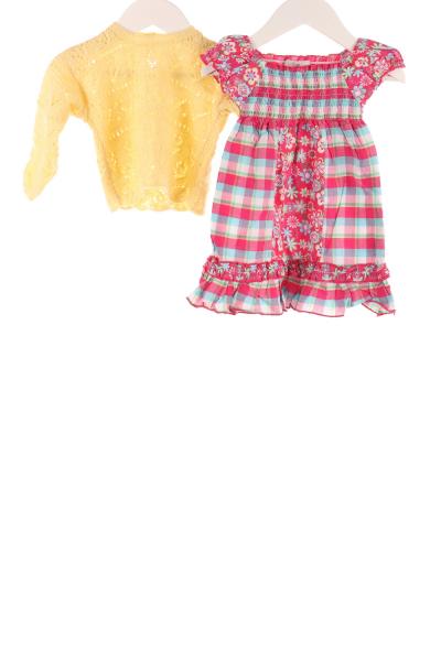 Baby Kleid und Strickpullover